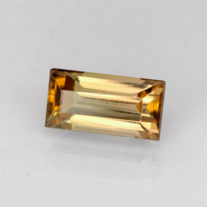 1.03カラットの天然ゴールデンイエロートルマリン（8×4.1 mm・バゲット）