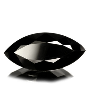 4.97カラットの天然黒トルマリン（17.2×8.2 mm・マーキス）