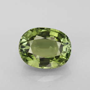 3.72カラットの天然グリーントルマリン（10.6×8.3 mm・オーバルカット）