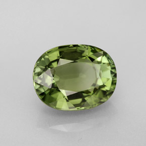 3.72カラットの天然グリーントルマリン（10.6×8.3 mm・オーバルカット）