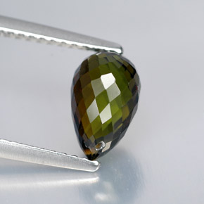 1.98カラットの天然マルチカラートルマリン（8.8×5.7 mm・ブリオレット）