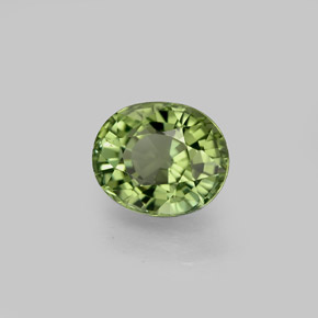 1.21カラットの天然グリーントルマリン（7×5.8 mm・オーバルカット）