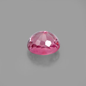 1.22カラットの天然ピンクトルマリン（6.7×5.8 mm・オーバルカット）