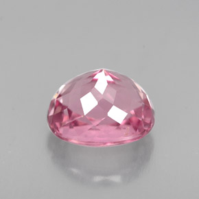 2.14カラットの天然ピンクトルマリン（8.3×6.5 mm・オーバルカット）