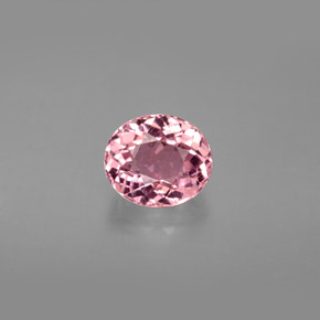 1.55カラットの天然ピンクトルマリン（7.5×6.5 mm・オーバルカット）