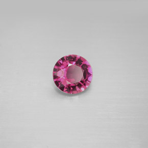 0.76カラットの天然ピンクがかった紫トルマリン（6.26 mm・ラウンドカット）