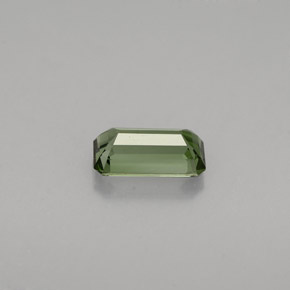 0.77カラットの天然グリーントルマリン（7.4×4 mm・エメラルドカット）