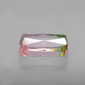 2.76カラットの天然ウォーターメロントルマリン（10.5×6.3 mm・エメラルドカット）