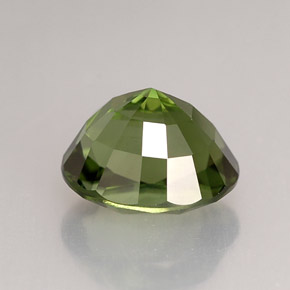 1.88カラットの天然グリーントルマリン（7.9×6.6 mm・オーバルカット）