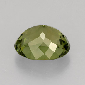 1.85カラットの天然ゴールドグリーントルマリン（8.4×7 mm・オーバルカット）