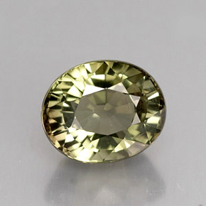 1.68カラットの天然ゴールデングリーントルマリン（7.6×6.2 mm・オーバルカット）