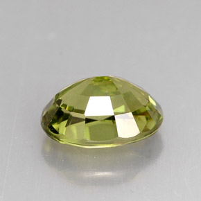1.40カラットの天然グリーントルマリン（7.9×6.3 mm・オーバルカット）