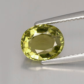 1.86カラットの天然ゴールデングリーントルマリン（8.5×7.1 mm・オーバルカット）