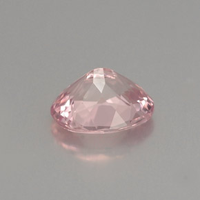1.10カラットの天然ピンクトルマリン（7.6×6 mm・オーバルカット）
