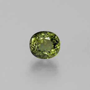 1.58カラットの天然グリーントルマリン（7.3×6.6 mm・オーバルカット）