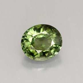1.35カラットの天然グリーントルマリン（7.2×6.3 mm・オーバルカット）