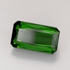 4.35カラットの天然グリーントルマリン（12×7 mm・エメラルドカット）