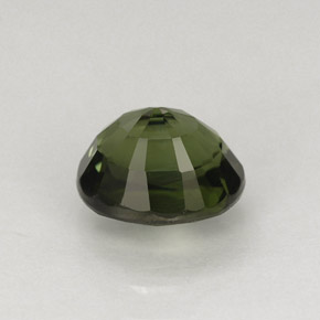 1.37カラットの天然グリーントルマリン（7.2×5.9 mm・オーバルカット）