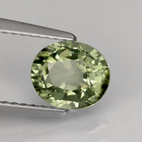 1.20カラットの天然グリーントルマリン（7.3×6.2 mm・オーバルカット）