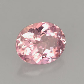 1.75カラットの天然ピンクトルマリン（8.7×7 mm・オーバルカット）