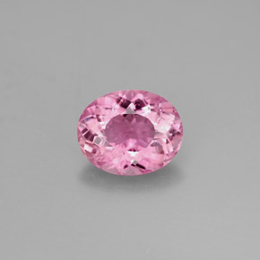 1.63カラットの天然ピンクトルマリン（8.6×7 mm・オーバルカット）