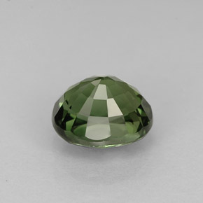 1.05カラットの天然グリーントルマリン（6.4×5.7 mm・オーバルカット）