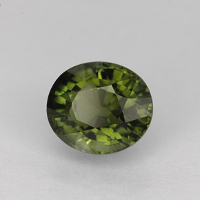 1.21カラットの天然グリーントルマリン（6.7×5.8 mm・オーバルカット）