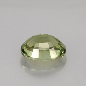 1.41カラットの天然グリーントルマリン（7.9×6.3 mm・オーバルカット）