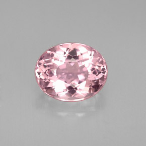 1.65カラットの天然ピンクトルマリン（8.1×6.5 mm・オーバルカット）