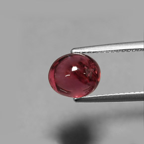 2.76カラットの天然パープルレッドトルマリン（8.6×7.3 mm・オーバルカット）