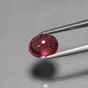2.76カラットの天然パープルレッドトルマリン（8.6×7.3 mm・オーバルカット）
