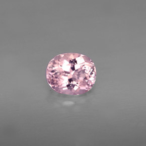 1.13カラットの天然ピンクトルマリン（7.2×6 mm・オーバルカット）