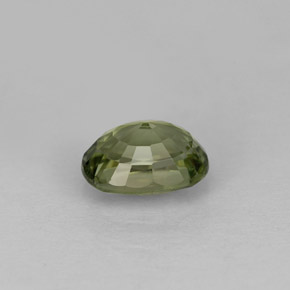 0.98カラットの天然グリーントルマリン（7.1×5.2 mm・オーバルカット）