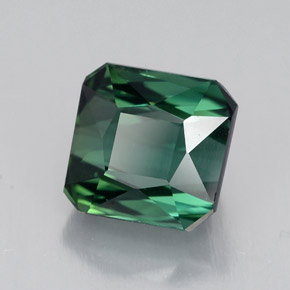 1.99カラットの天然ブルーグリーントルマリン（6.9×6.6 mm・エメラルドカット）