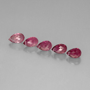 カラットの天然マルチピンクトルマリン（6.2×4.1 mm・ブリオレット）