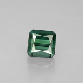 1.45カラットの天然ディープグリーントルマリン（5.8×5.7 mm・エメラルドカット）