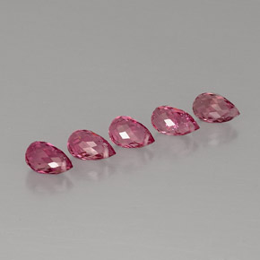 カラットの天然マルチピンクトルマリン（6×3.9 mm・ブリオレット）