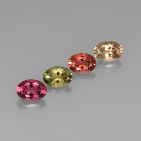 カラットの天然マルチカラートルマリン（7.1×5.1 mm・オーバルカット）