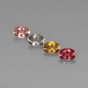 カラットの天然マルチカラートルマリン（7.1×5.1 mm・オーバルカット）
