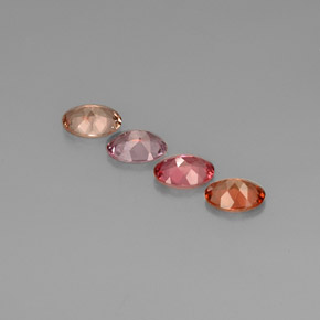カラットの天然マルチカラートルマリン（7.1×5.2 mm・オーバルカット）