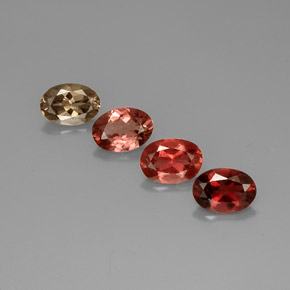 カラットの天然マルチカラートルマリン（7.1×5.1 mm・オーバルカット）