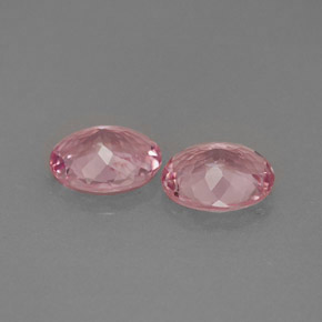 カラットの天然ローズピンクトルマリン（6.9×5.8 mm・オーバルカット）
