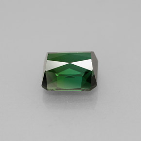 1.93カラットの天然グリーントルマリン（7.1×6.6 mm・エメラルドカット）