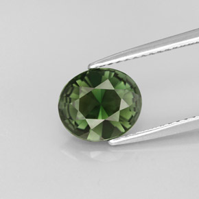 1.76カラットの天然グリーントルマリン（8.8×7.6 mm・オーバルカット）