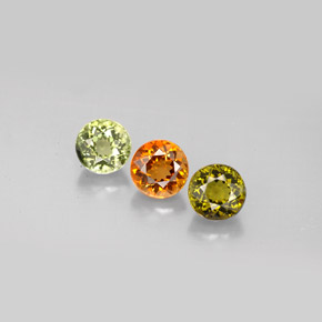 カラットの天然マルチカラートルマリン（4.82 mm・ラウンドカット）