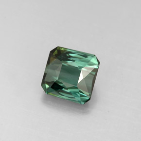 1.45カラットの天然青みがかった緑トルマリン（6.3×6.3 mm・エメラルドカット）