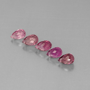 カラットの天然マルチカラートルマリン（5.9×3.5 mm・ブリオレット）