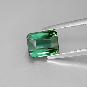 1.64カラットの天然ブルーグリーントルマリン（7.4×6 mm・エメラルドカット）