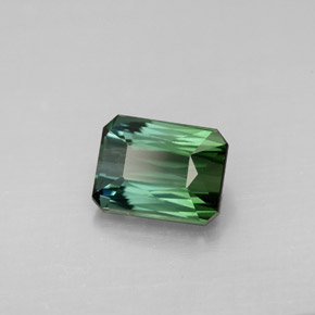 1.71カラットの天然ブルーグリーントルマリン（7.9×6 mm・エメラルドカット）