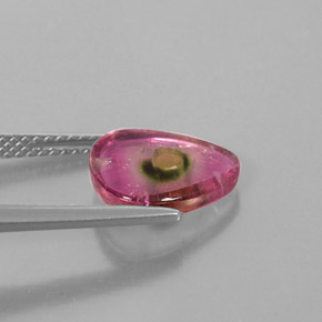 2.56カラットの天然ウォーターメロントルマリン（10.9×9.5 mm・透明）